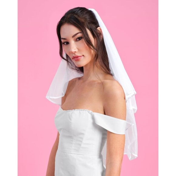 Women's White Silk Bridal Veil For Bachelorette Party Decorations Bridal Shower - Picture 3 of 8